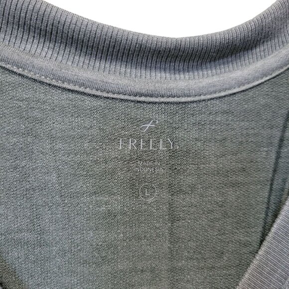 Freely green v-neck soft sweatshirt Women's size large 1136 - Picture 4 of 6